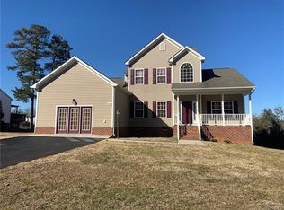 22220 Lake Jordan Dr, North Dinwiddie, VA 23803