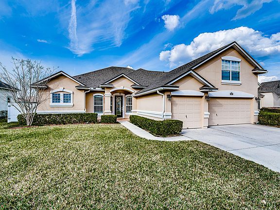 3rd image of 6327 Green Myrtle Dr