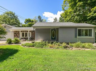 1028 E Mill St, Hastings, MI