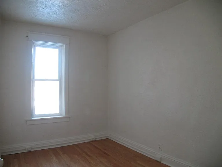 501 NE Madison Ave #C — Photo 15