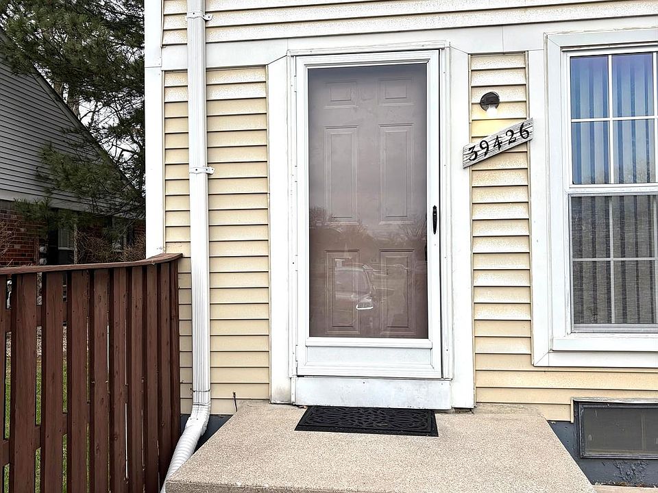 1st image of 39426 Old Dominion Dr