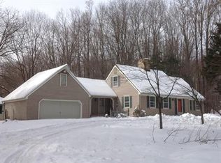 5 Cushetunk Rd, White House Station, NJ 08889