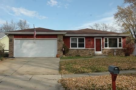 2nd image of 379 Heine Ave