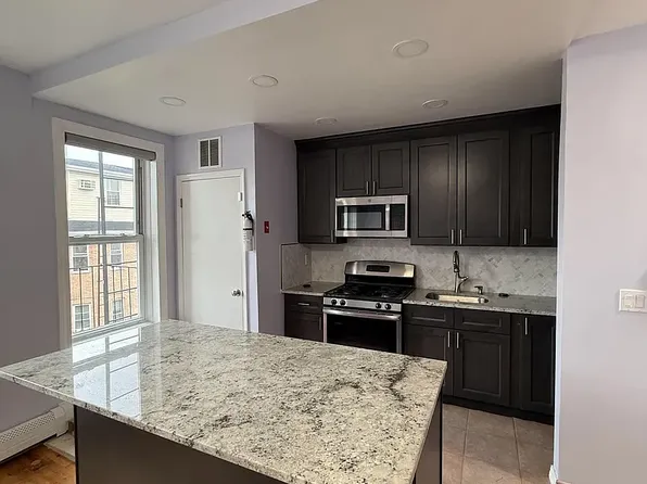 7408 15th Ave, Brooklyn, NY