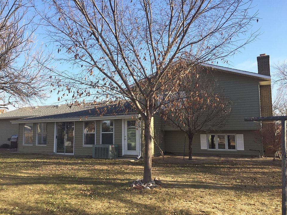 2nd image of 2711 Rock Rd
