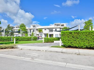 6423 NW 104th Path, Doral, FL, 33178