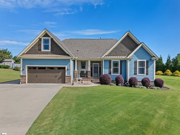 107 Cayanne Ct, Greer, SC 29651