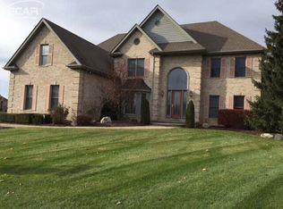 11775 Kings Colony, Grand Blanc, MI 48439