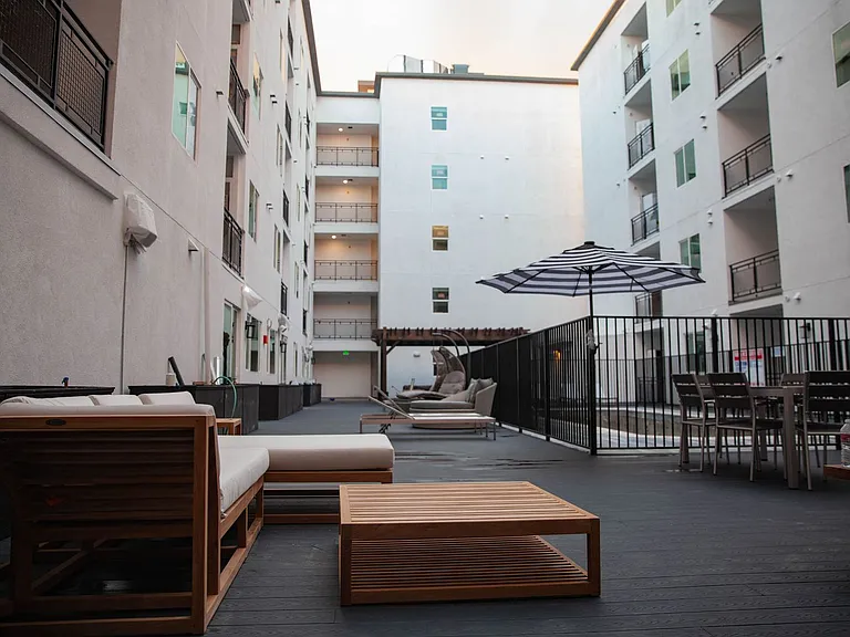 The Ivy at NOHO — Photo 23