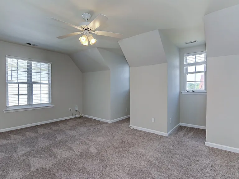 10921 Chelsea Garden Ct — Photo 34