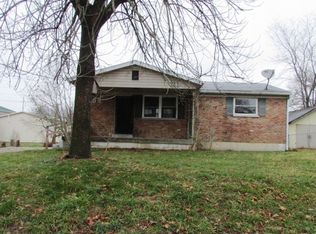 103 E 1st St, Silver Grove, KY 41085