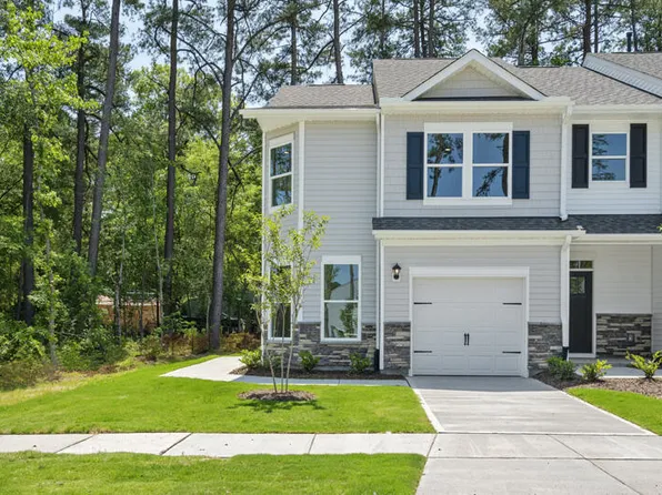 1949 Hinesley Dr, Durham, NC 27703