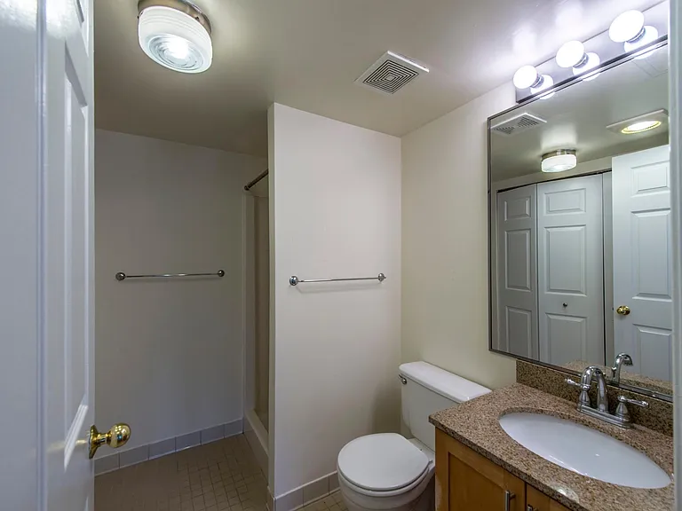 343 Franklin St — Photo 7