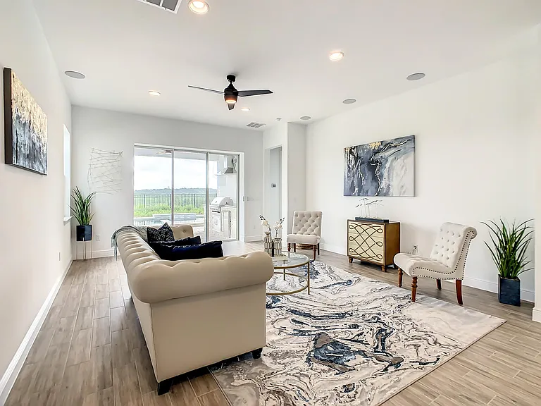15707 Vetta Dr — Photo 53