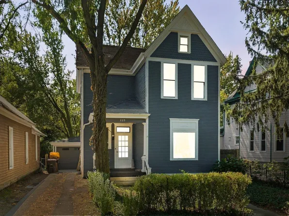 223 W Woodland Ave, Fort Wayne, IN 46807