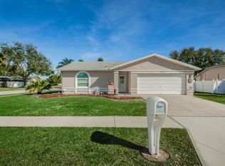 4236 Tall Oak Ln, New Port Richey, FL 34653