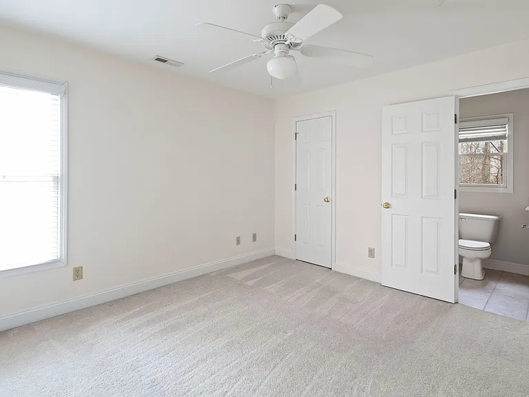 6 Winding Oak Dr — Photo 23