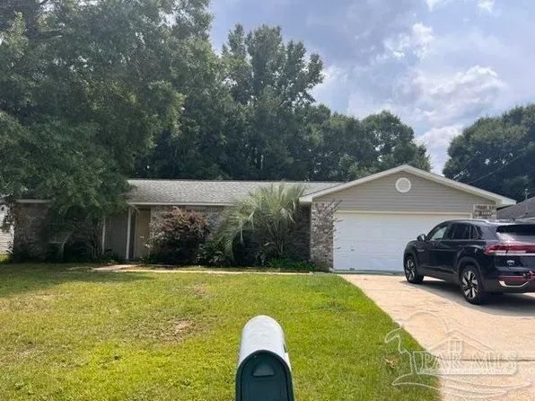 5563 Chantilly Cir, Milton, FL 32583