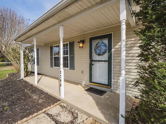 2nd image of 2798 Kedzie Dr