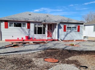 1009 Florence St, Aurora, CO 80010