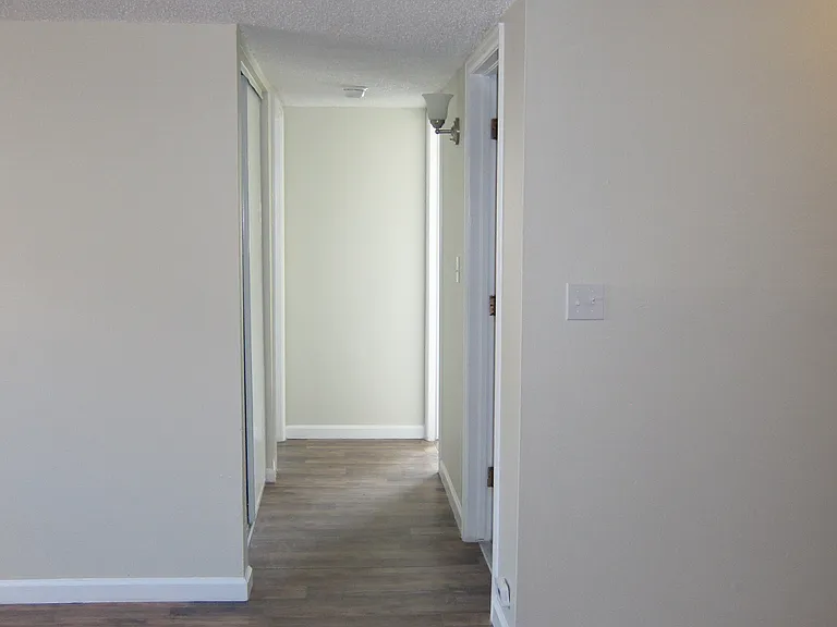4236 S Halifax Ct — Photo 13
