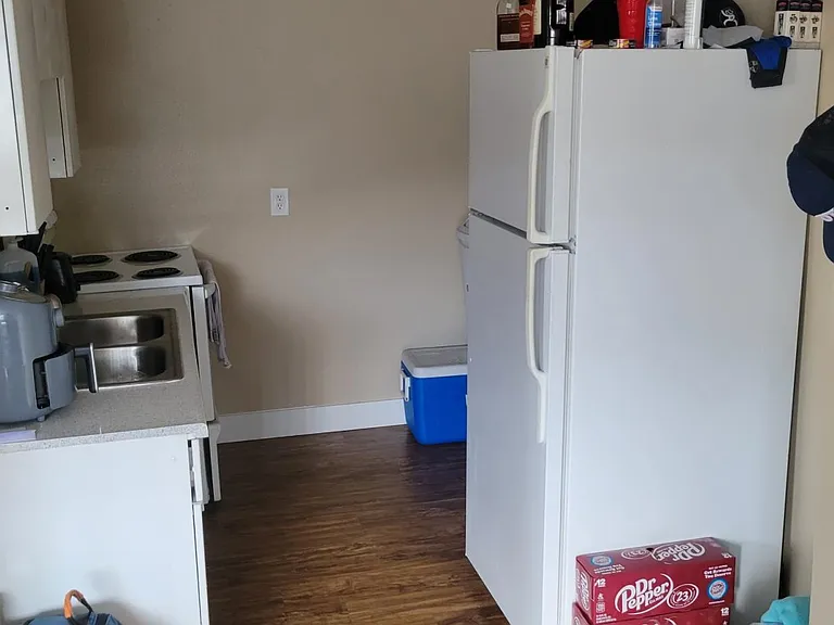 1680 Akron St #203 — Photo 8