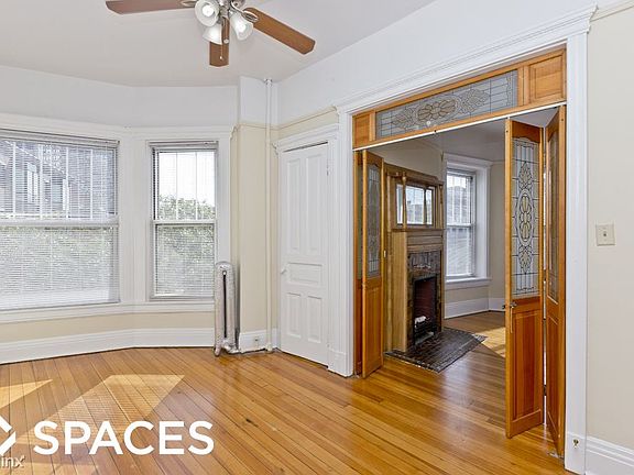 5th image of 334 W Dickens Ave APT 1