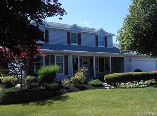 8424 Stringham Dr, Batavia, NY 14020