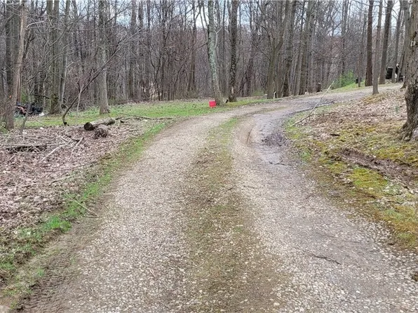 75294 Bethel Rd, Newcomerstown, OH 43832