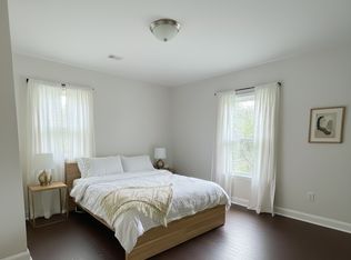 2827 E 5th Ave ROOM B, Knoxville, TN 37914