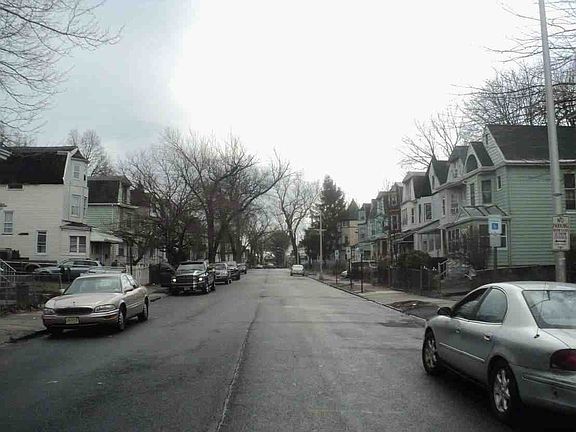 3rd image of 105 N 16th St
