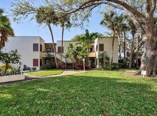 418 Spring Lakes Blvd, Bradenton, FL 34210