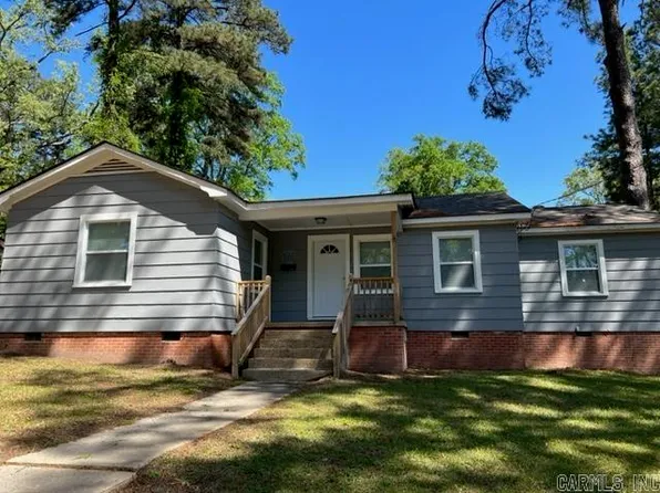 822 Glen St, Camden, AR 71701