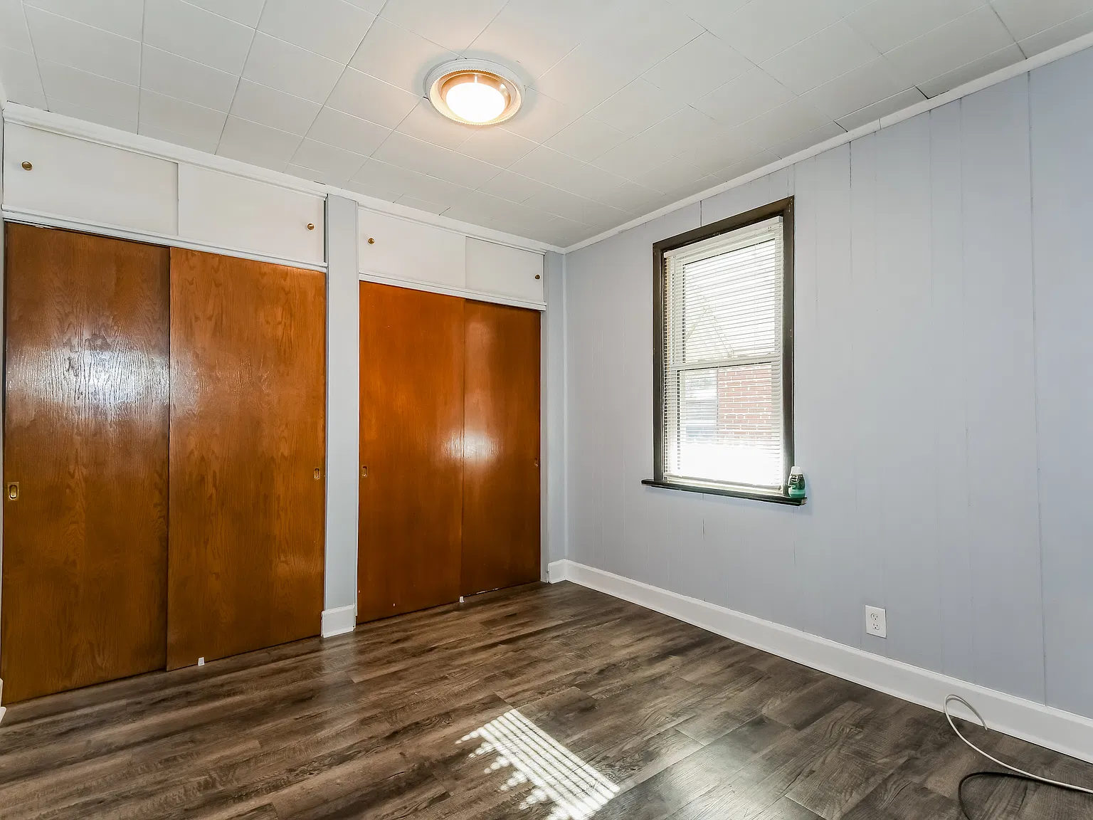 3 bed, 1.0 bath, 1400 sqft, $1,595 — Photo 3