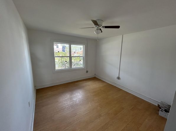 1008 Logan St SW #1006