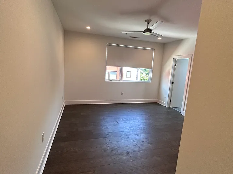 1145 Kirkwood Ave SE — Photo 19