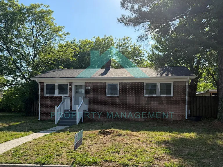 710 Reid St — Photo 3