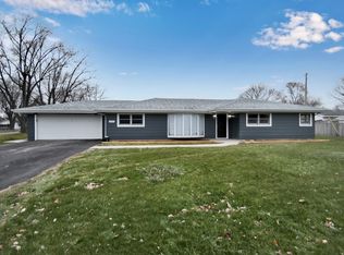 3305 Caton Farm Rd, Joliet, IL 60431