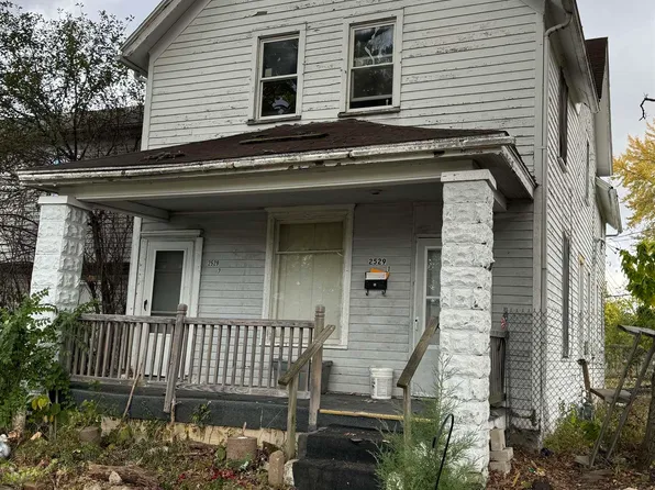 2529 Caroline St, Fort Wayne, IN 46803