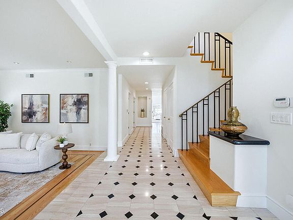 3rd image of 1807 Windsor Rd