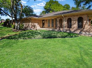 5861 Marview Ln, Dallas, TX 75227