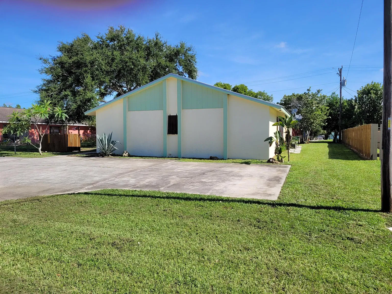 2 bed, 1200 sqft, $1,125 — Photo 2