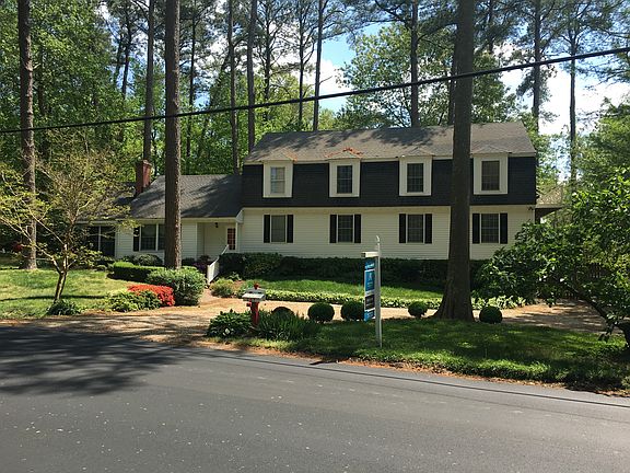 4th image of 907 Bay Colony Dr