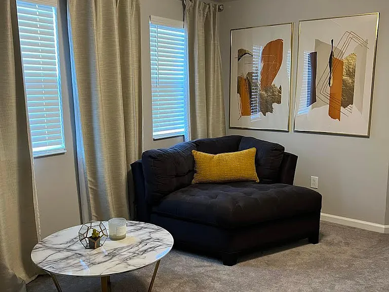 Upstairs sitting area
