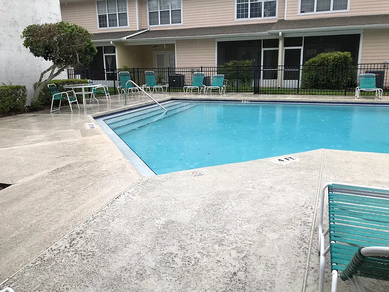 2508 SW 35th Pl #B8 — Photo 7