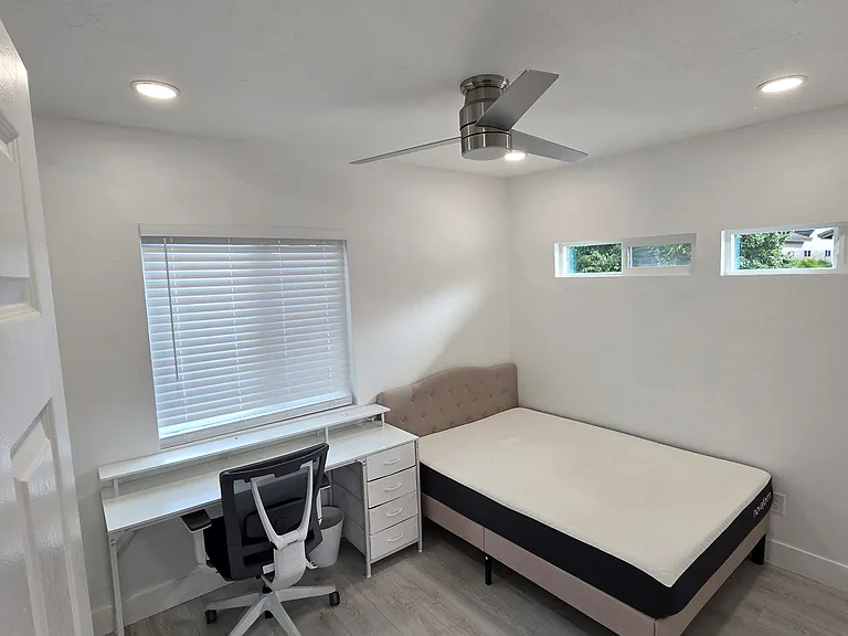 11372 Turtleback Ln — Photo 6