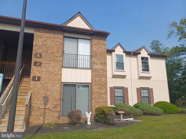 3 Chelsea Ct, Sewell, NJ 08080