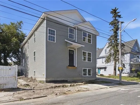 0 Fairview St, Providence, RI 02908