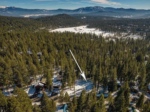 11933 Saint Bernard Dr, Truckee, CA 96161