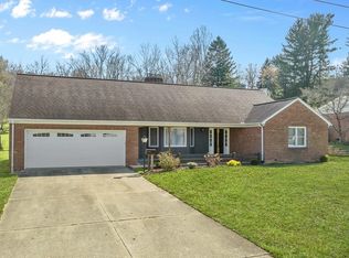 271 N Monroe St, Millersburg, OH 44654
